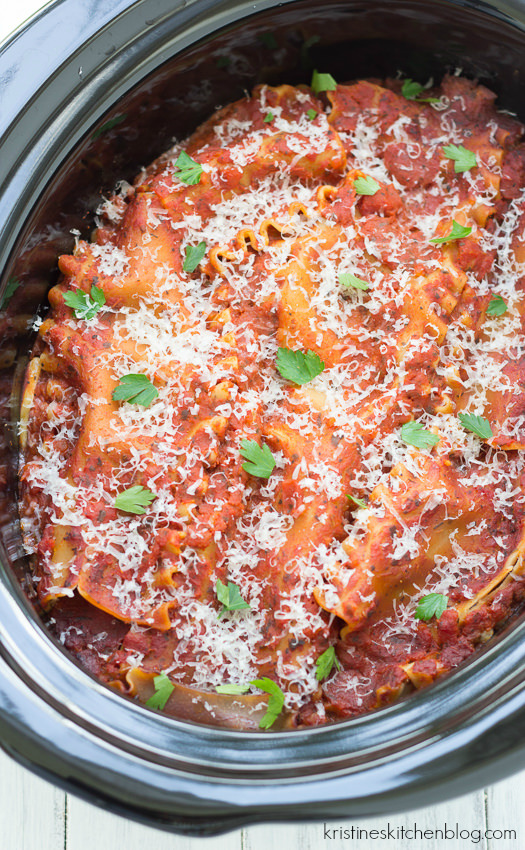 Easy Slow Cooker Lasagna - 20 minutes of prep and then your crock pot does the rest!