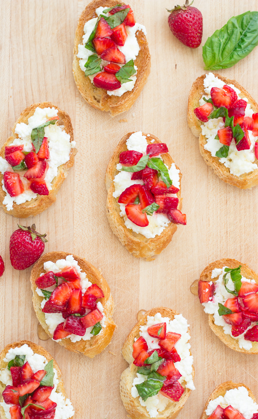 Strawberry Ricotta Bruschetta Recipe – WEWMO