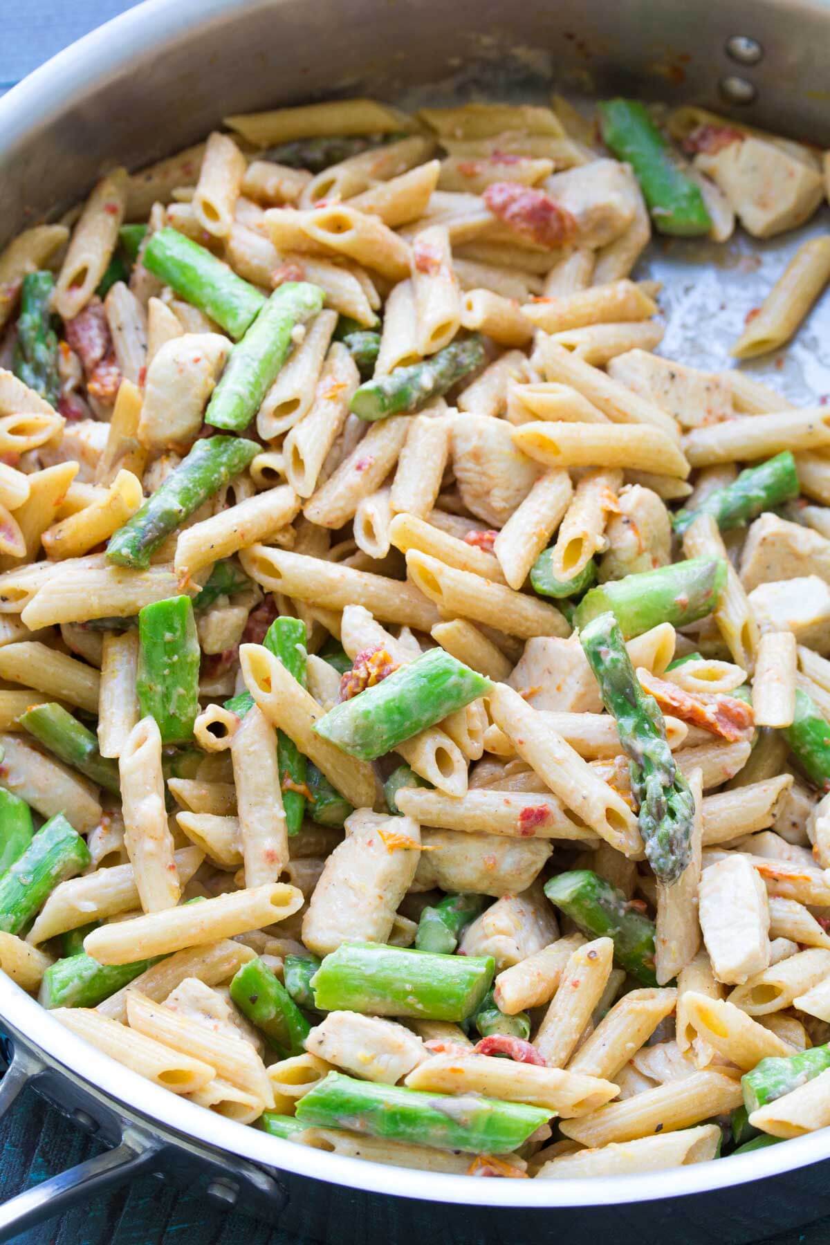 One Pot Creamy Asparagus Chicken Pasta + Video