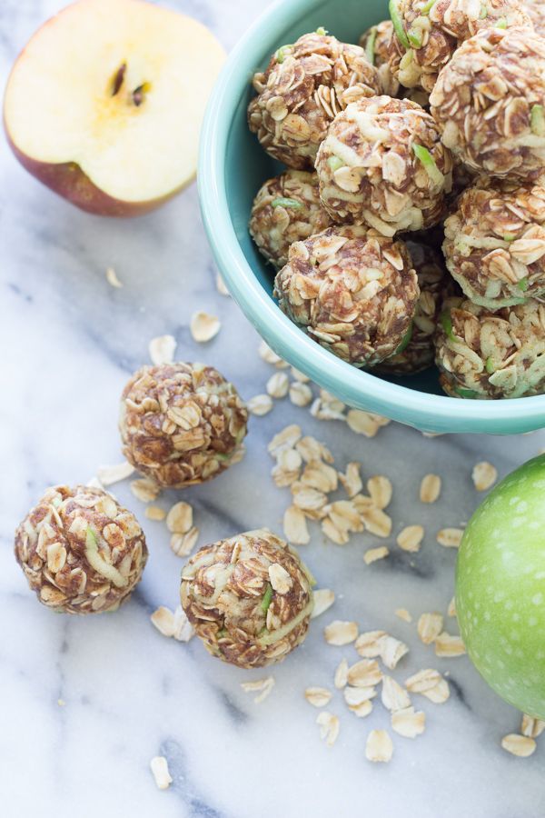 These Apple Cinnamon Cookie Energy Bites are a healthy snack that's easy to make. Filled with oats, flaxseed, almond butter, and fresh apple!
