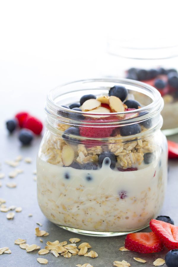 Easy Overnight Oats Recipe - Healthy, Only 4 Ingredients!