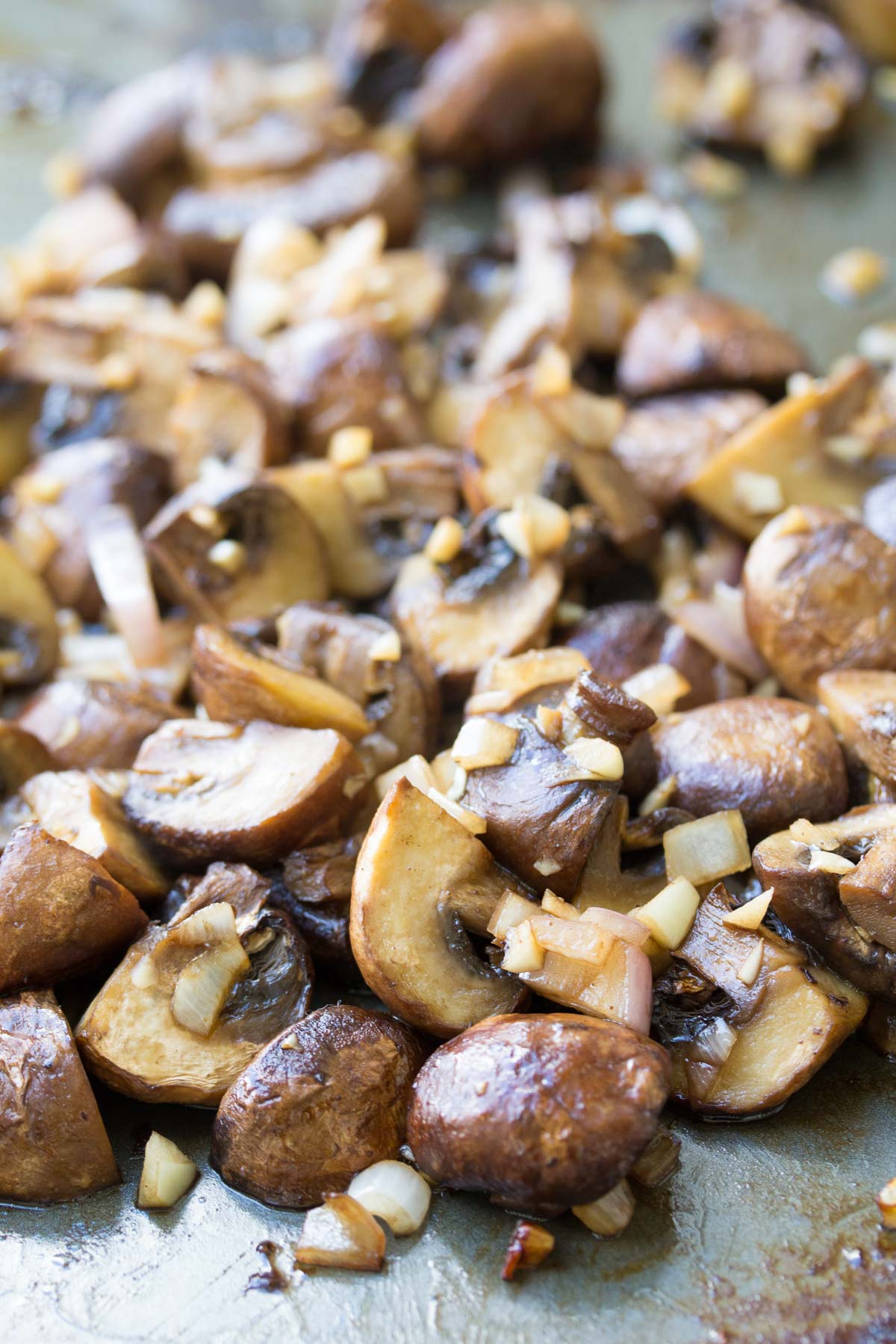 Balsamic Garlic Roasted Mushrooms and Quinoa