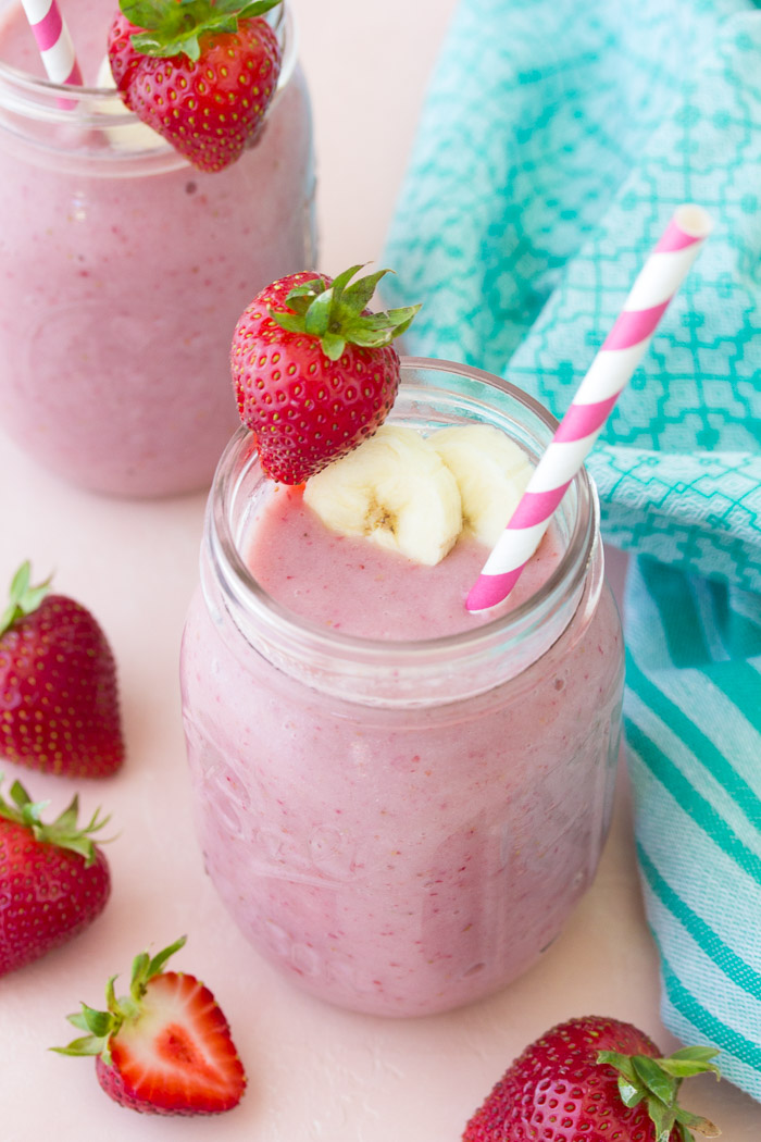 Healthy Strawberry Banana Smoothie - Kristine's Kitchen