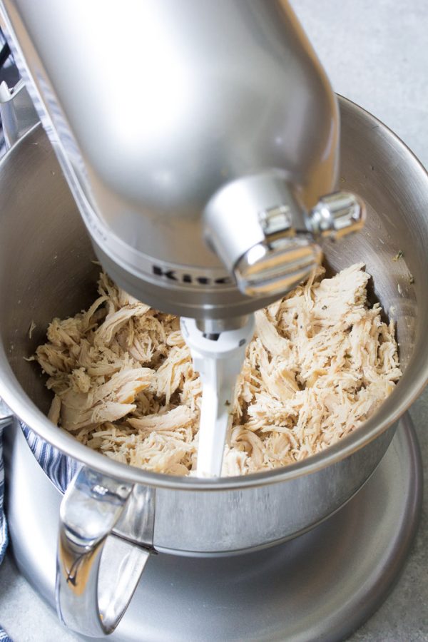 How to Shred Chicken (3 Quick and Easy Ways)