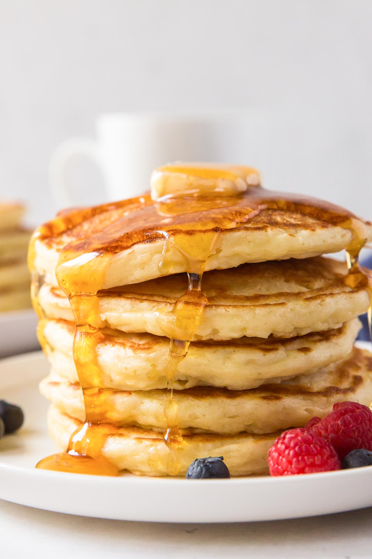 Perfect Fluffy Buttermilk Pancakes - The BEST soft and fluffy pancakes you  will ever eat!