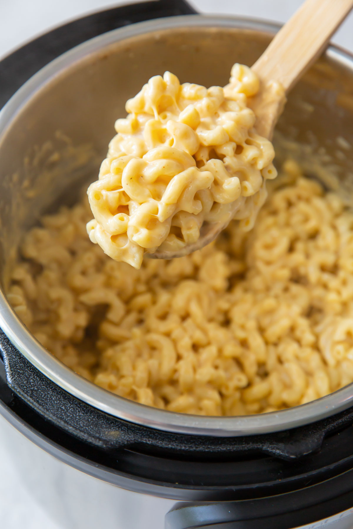 Creamy Crock Pot Butternut Mac & Cheese - A Beautiful Mess