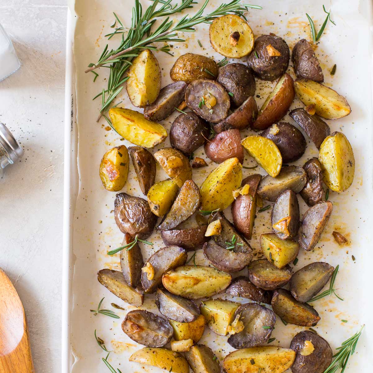 Garlic Roasted Potatoes