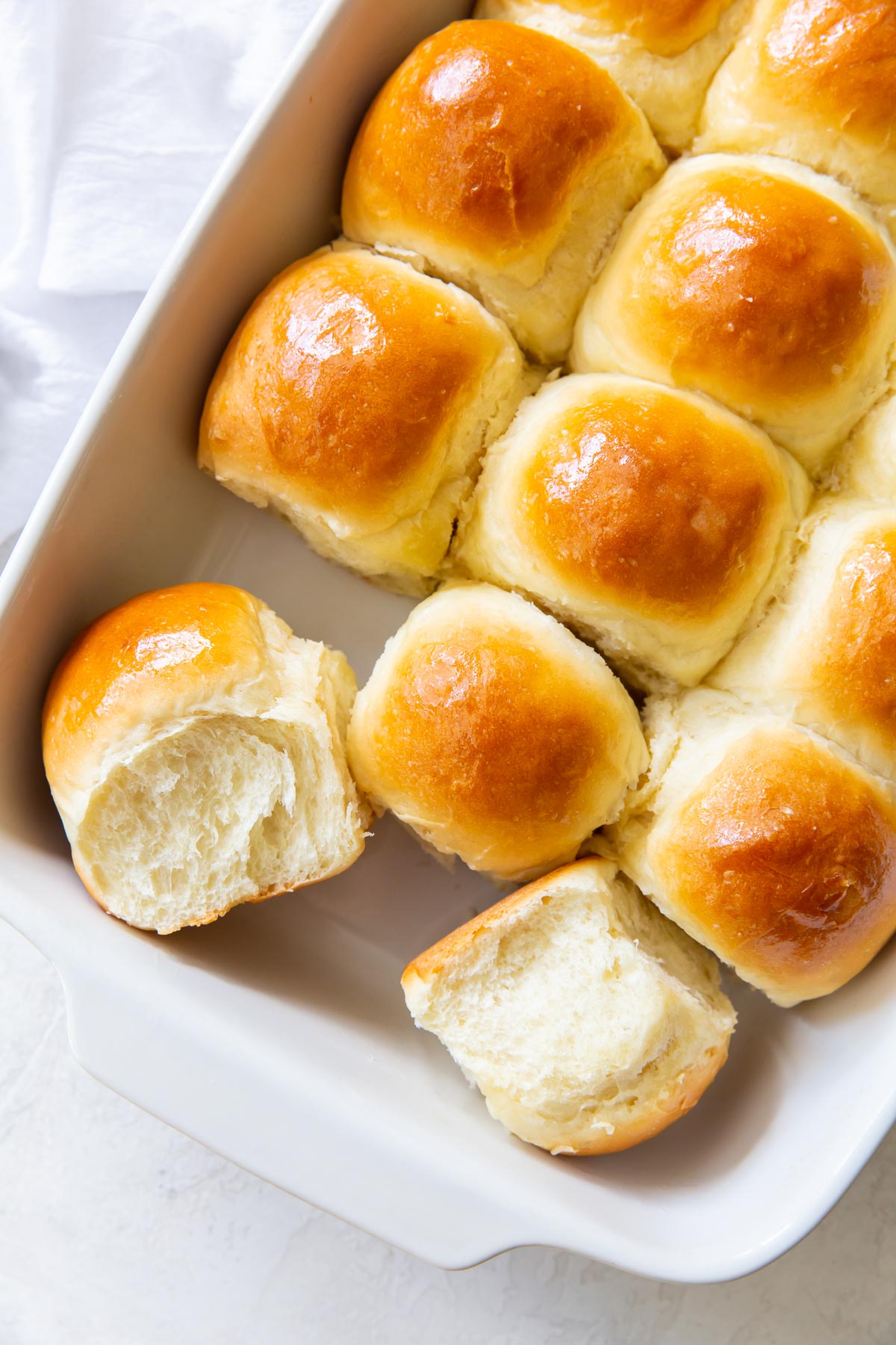 Quick Buttery Fluffy Dinner Rolls • Love From The Oven