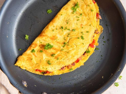 Omelet Pan - Definition and Cooking Information 