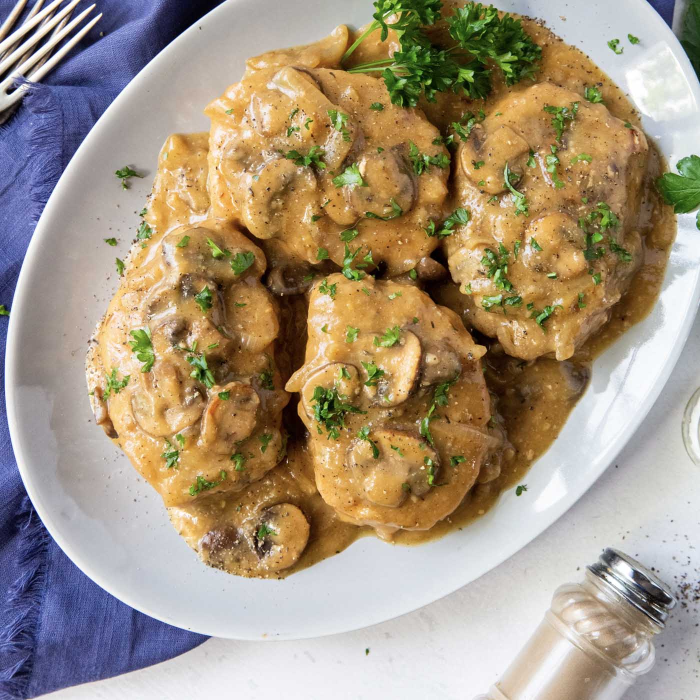 https://kristineskitchenblog.com/wp-content/uploads/2023/11/crock-pot-pork-chops-30-2.jpg