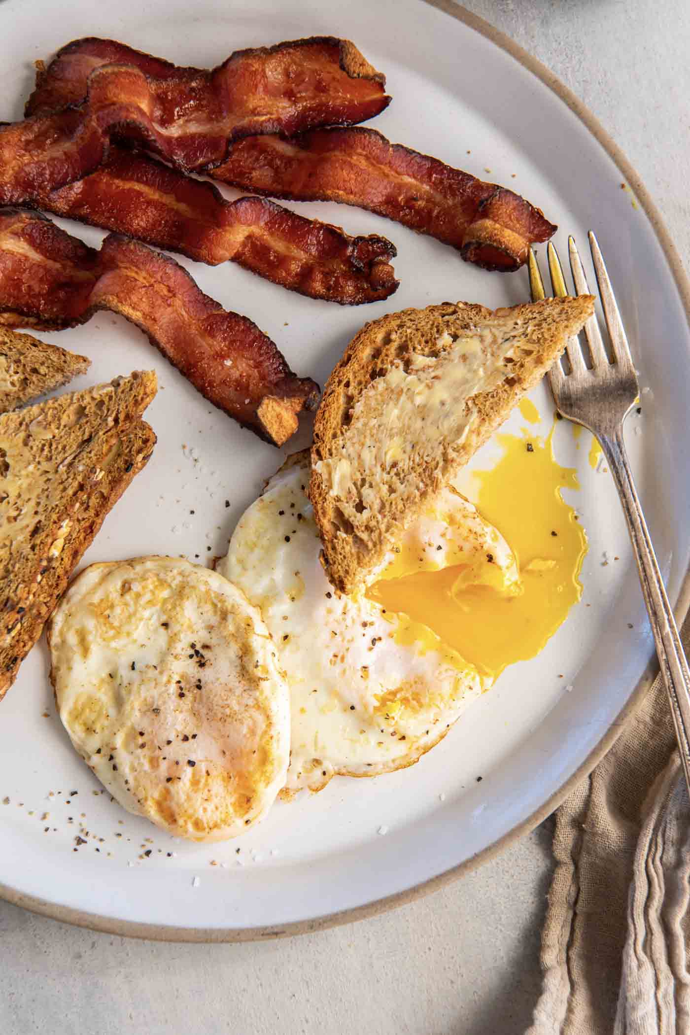 How To Fry An Egg Ways Kristine S Kitchen