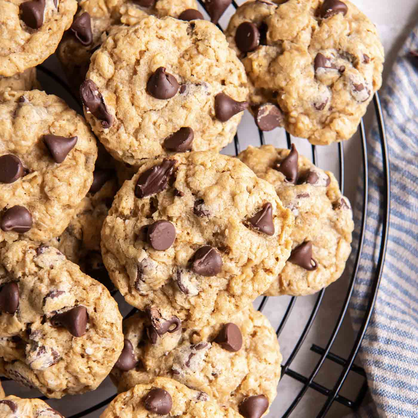 Oatmeal Chocolate Chip Cookies