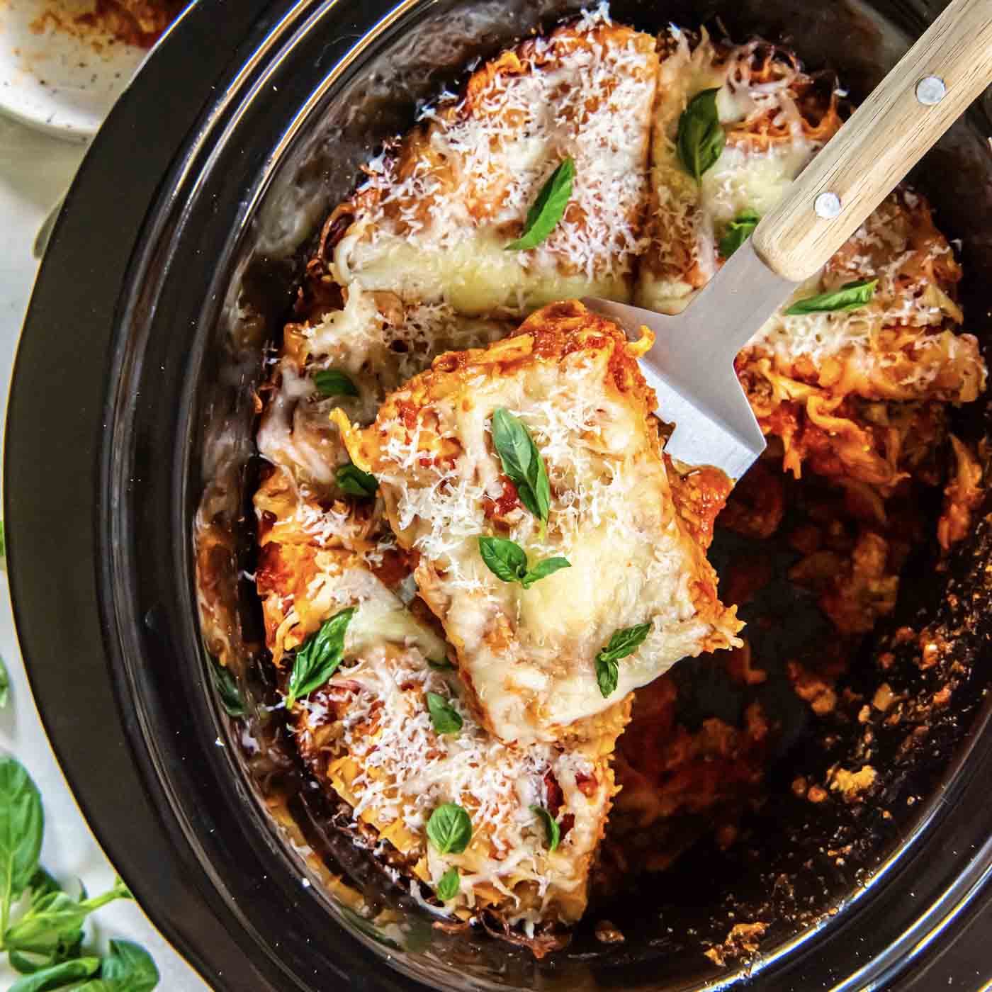 Easy Crockpot Lasagna